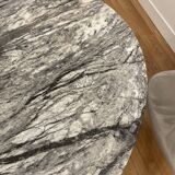 Table à manger en marbre