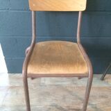 Lot of 2 vintage school chairs
