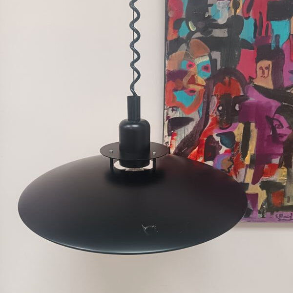 Suspension scandinave noire