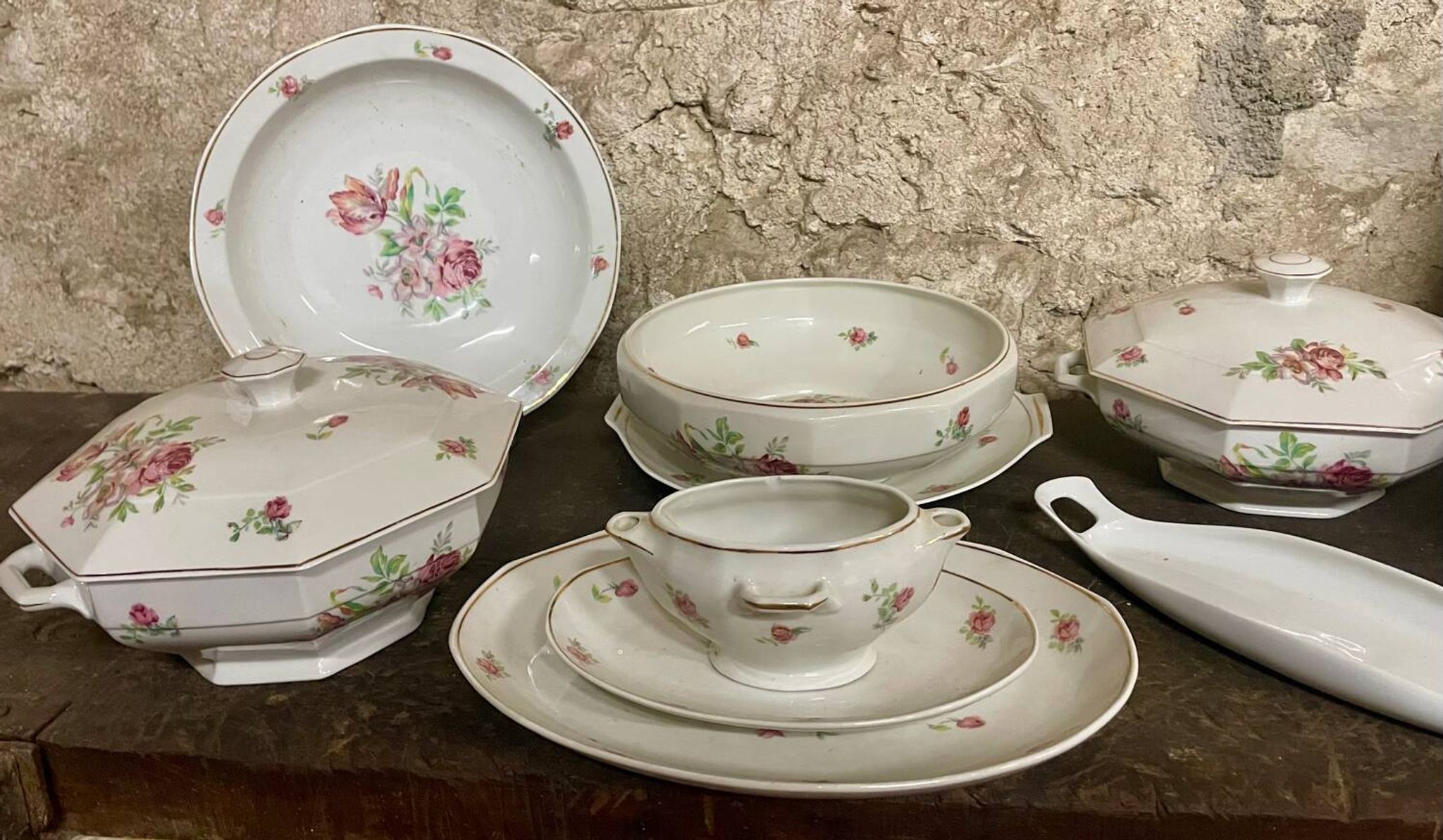 Grand Service de Table 45 Pièces, Porcelaine de Limoges BERRY Décor