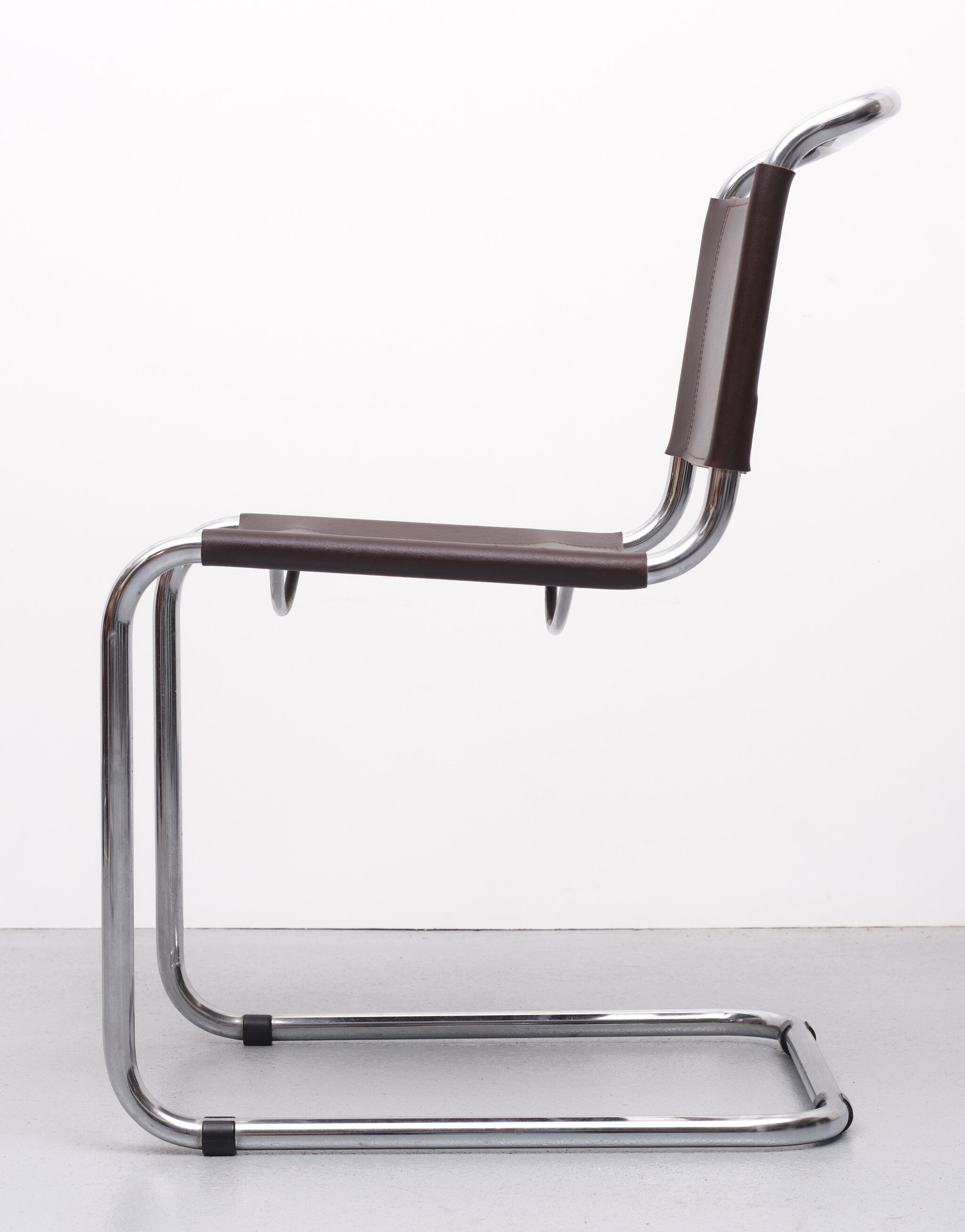 4 Mart Stam S33 Cantilever Dining Chairs, 1970s