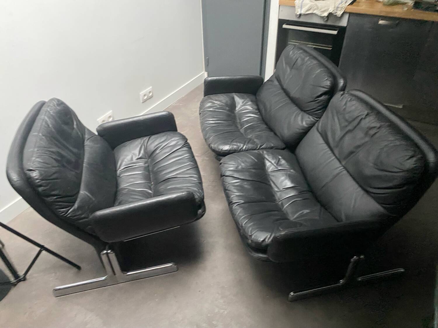 Armchair and sandwich sofa set by Ammannati & Vitelli for Brunati.