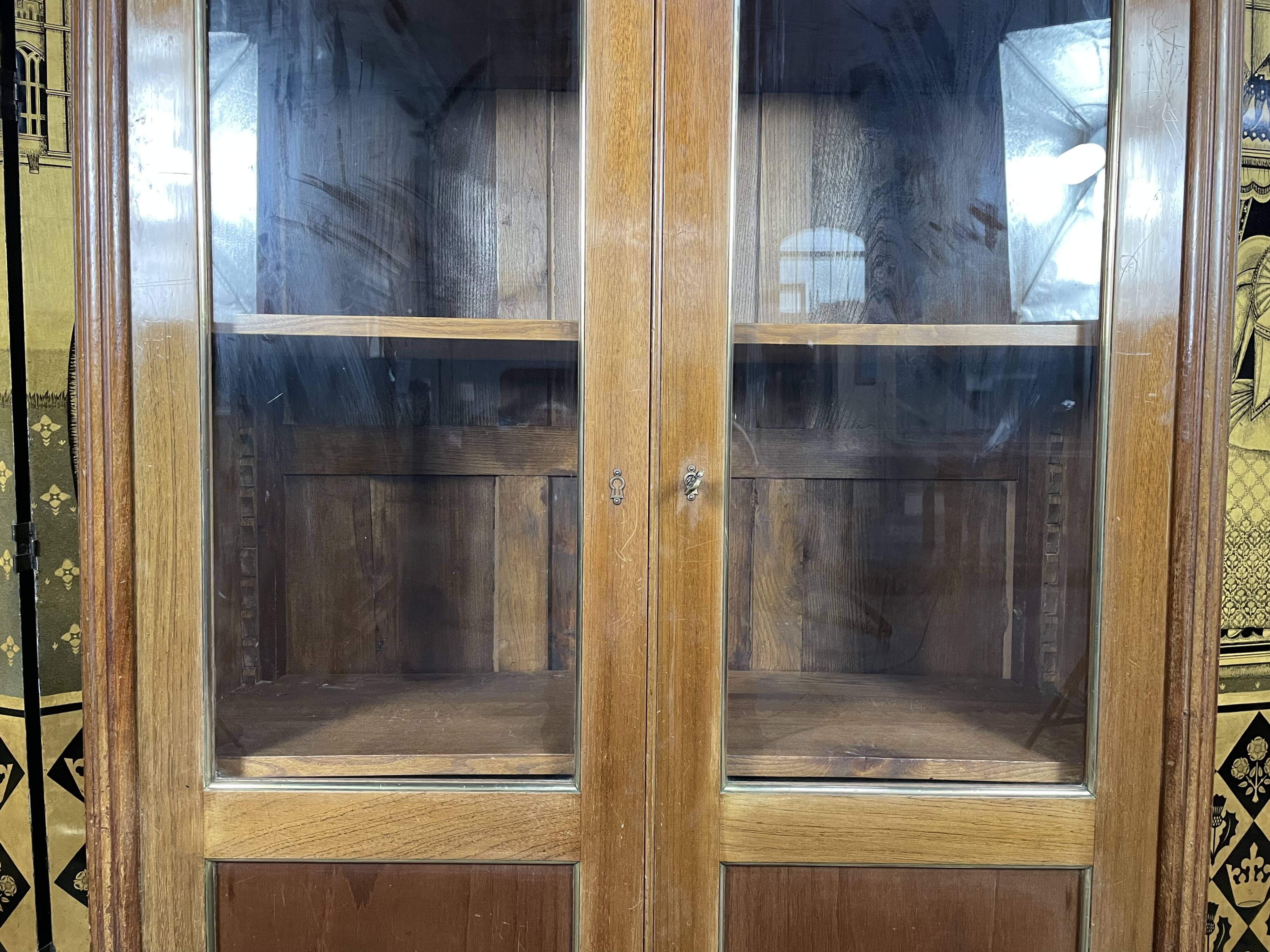 Showcase - Louis XVI style library