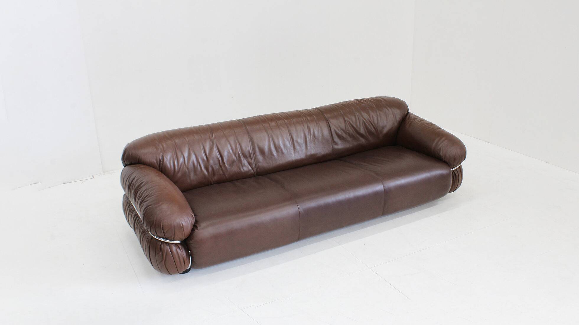 Gianfranco Frattini Sesann sofa Cassina 1970s in brown leather