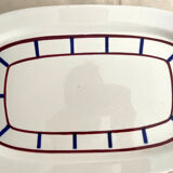 Plat en porcelaine décor basque