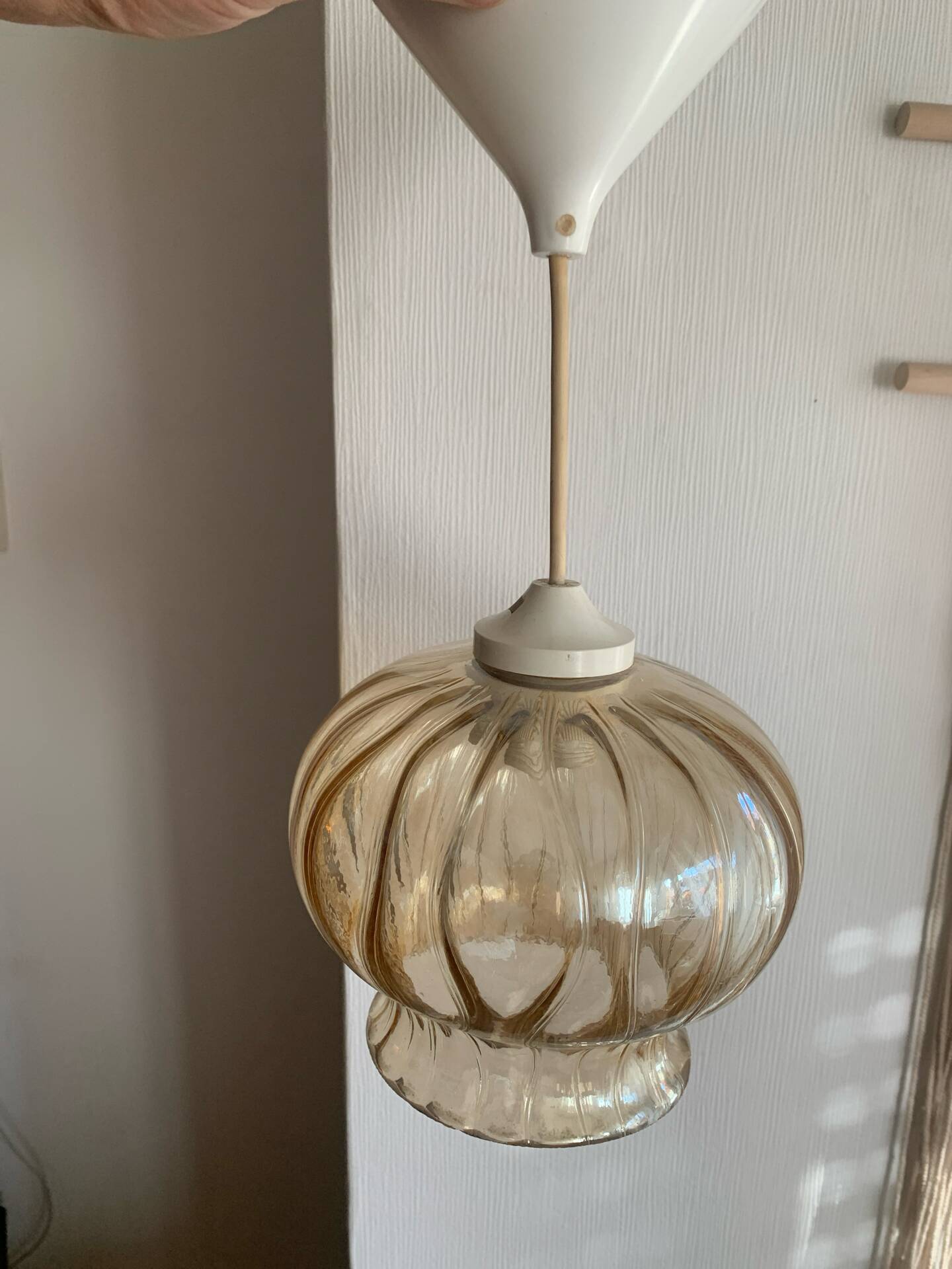 Vintage ribbed amber blown glass pendant - 1970s