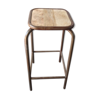 Tabouret industriel vieilli