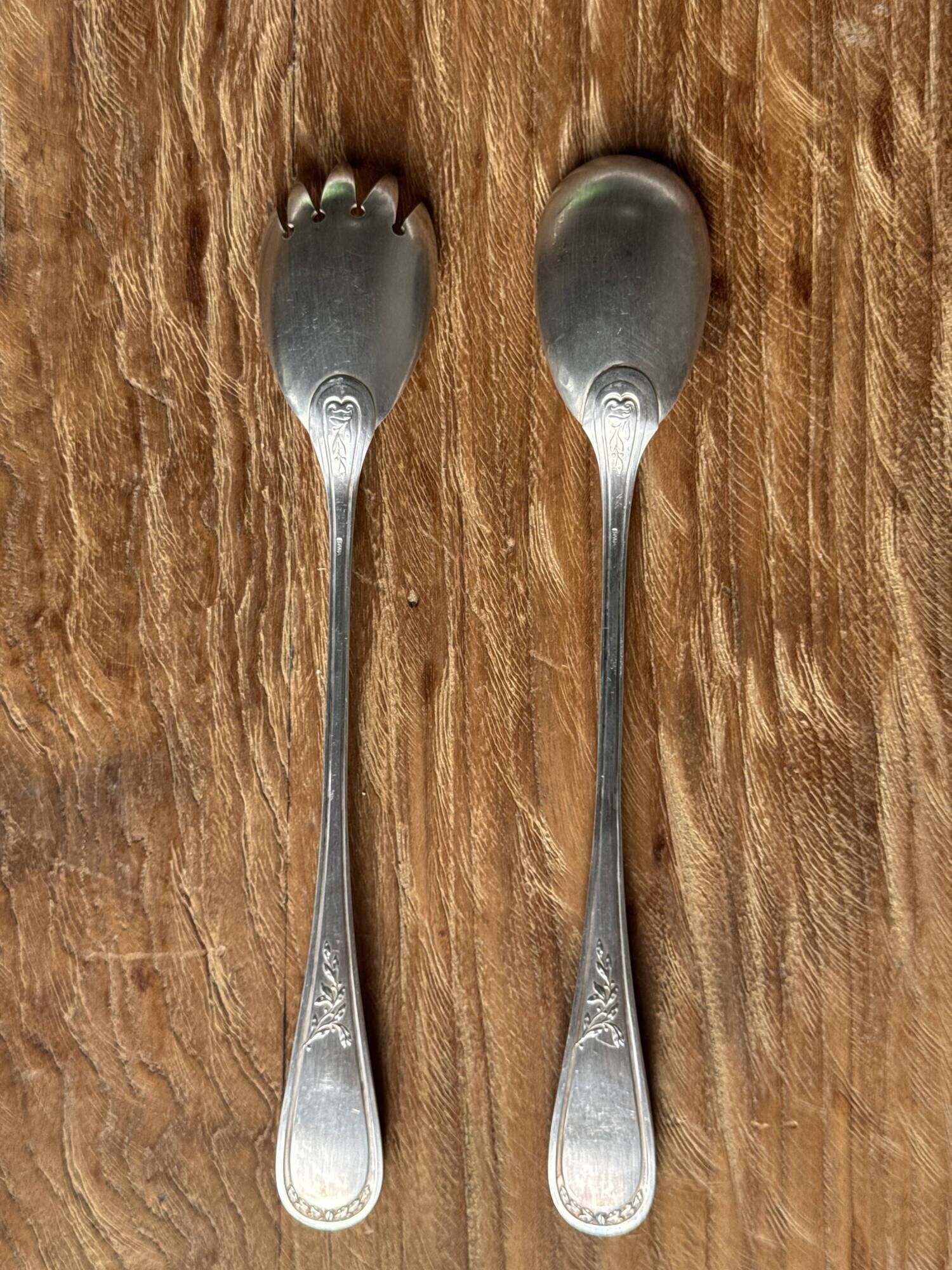 Silver-plated salad cutlery with laurel decoration in the Louis XVI style L27