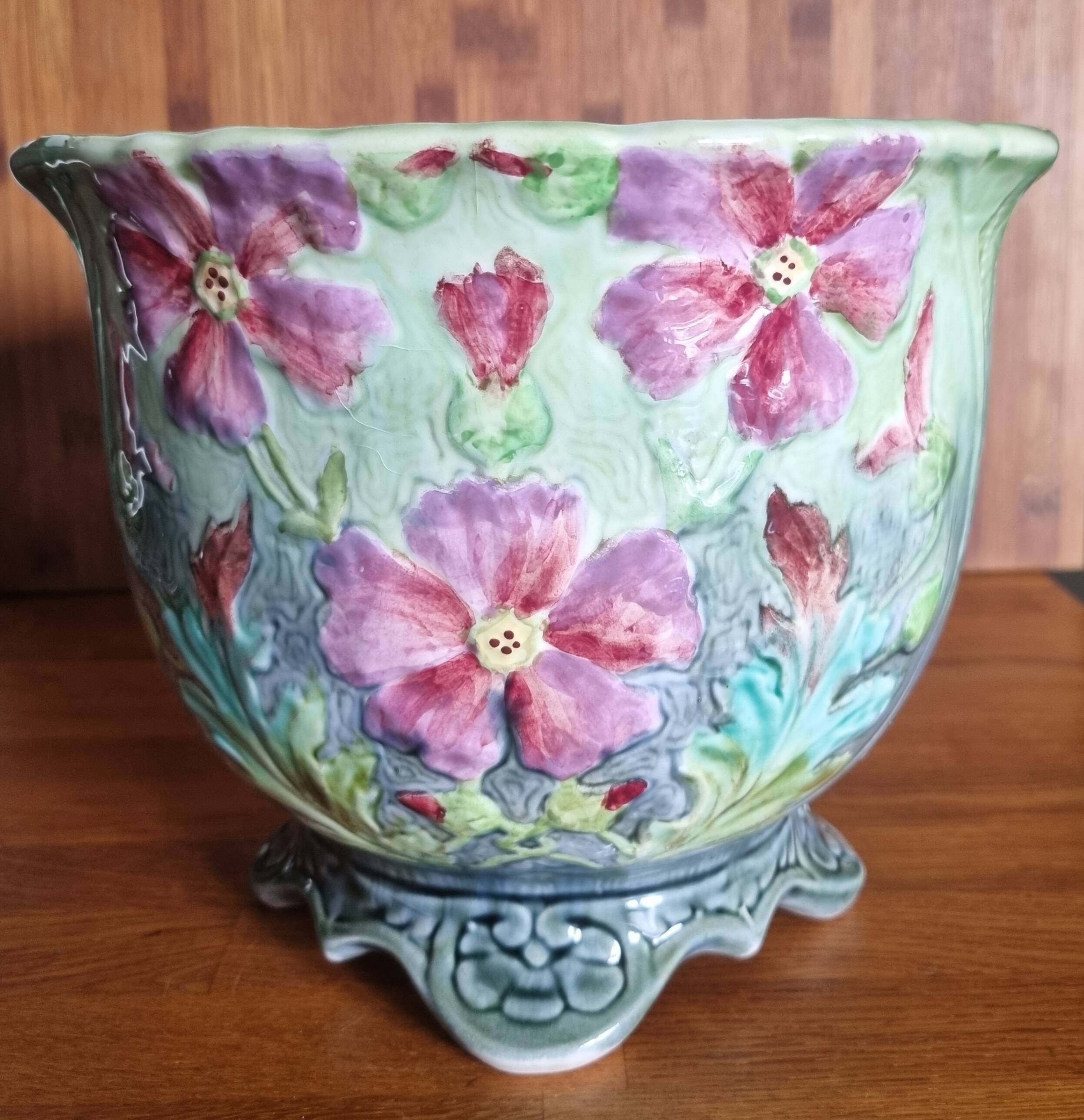 Antique planter Barbotine Longchamp Terre de Fer