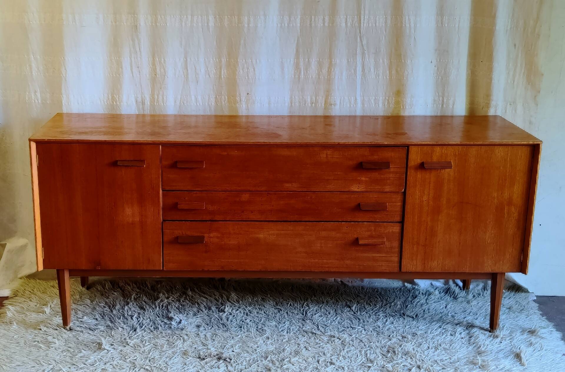 Scandinavian enfilade style in teak by G-Plan - 1960s