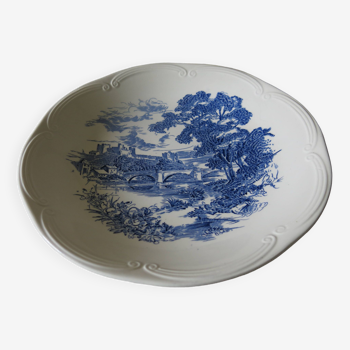 Round serving dish from Gien model "Wedgwood" in good condition