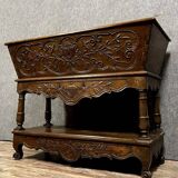 Maie Provencal chest in Louis XV style in carved walnut circa 1880-1900