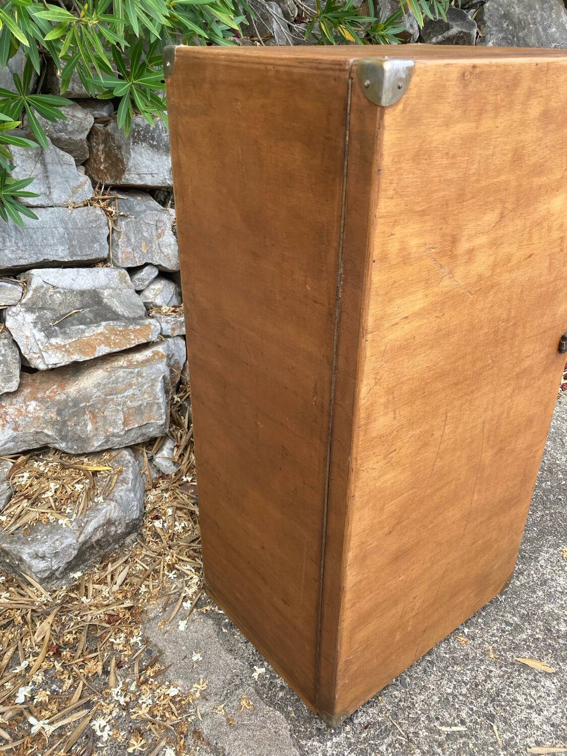 Vintage trunk/chest of drawers