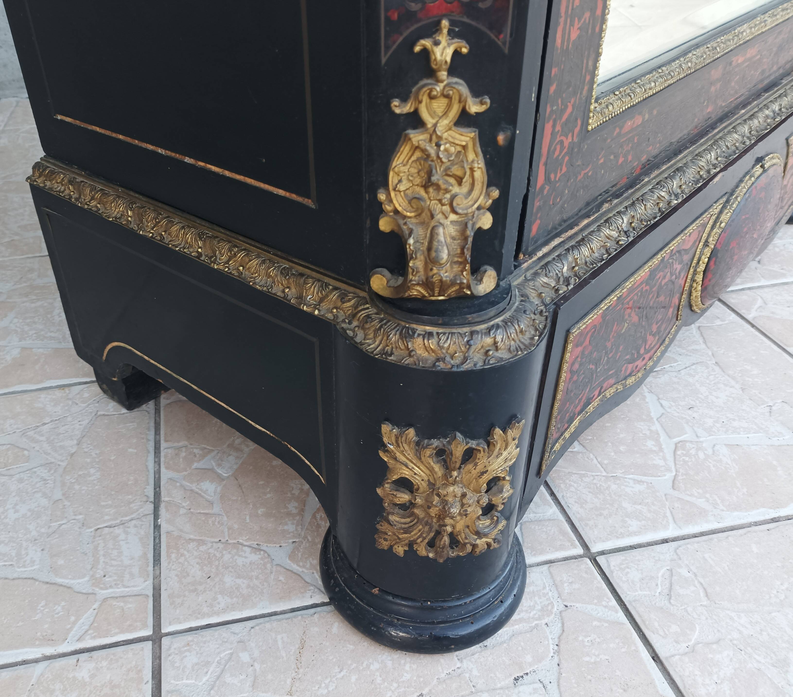Armoire Boule Napoléon III Maison François Henry