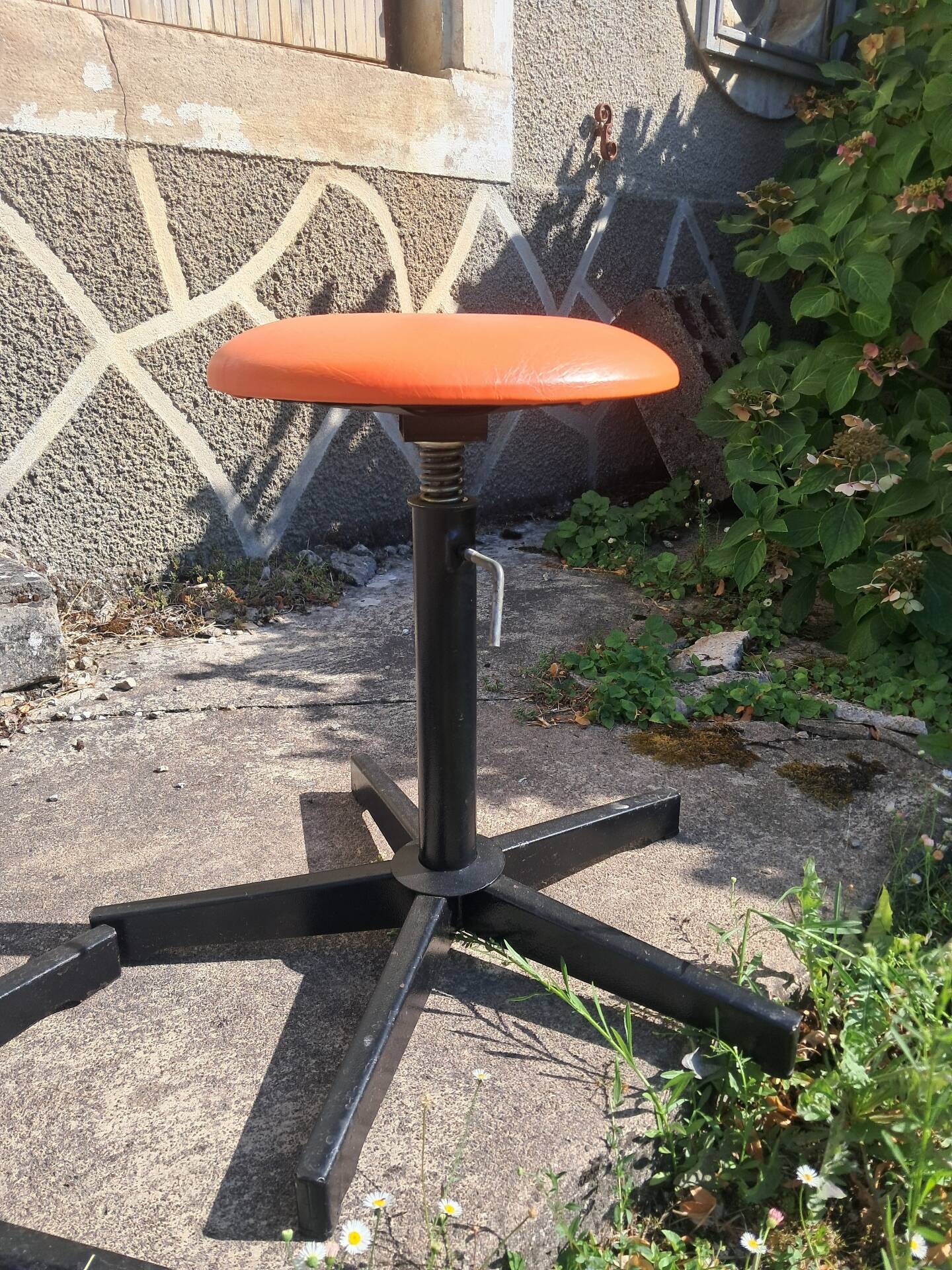 Adjustable stools from the 70s