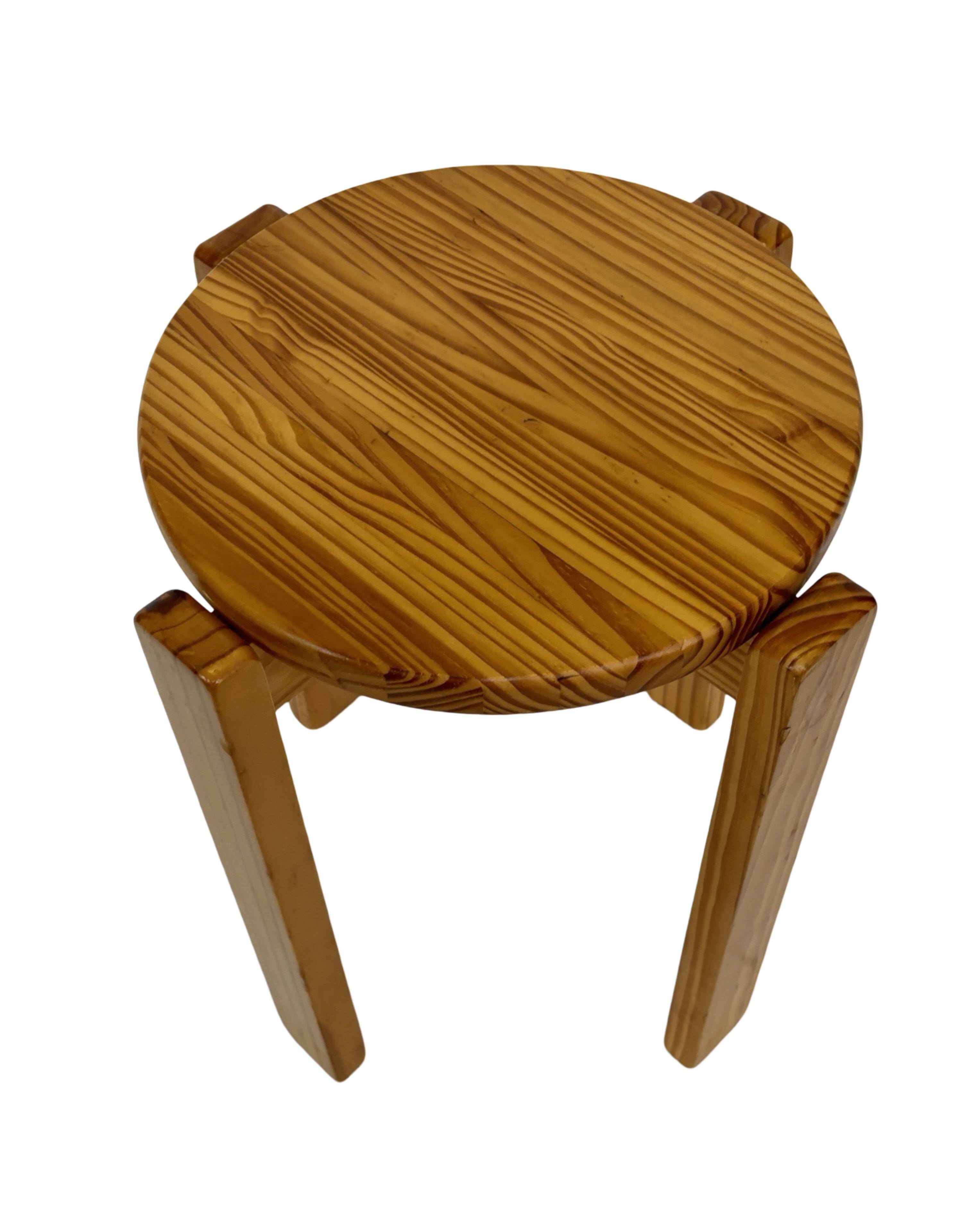 Mid century pinewood stool, 1960s minimalistic design