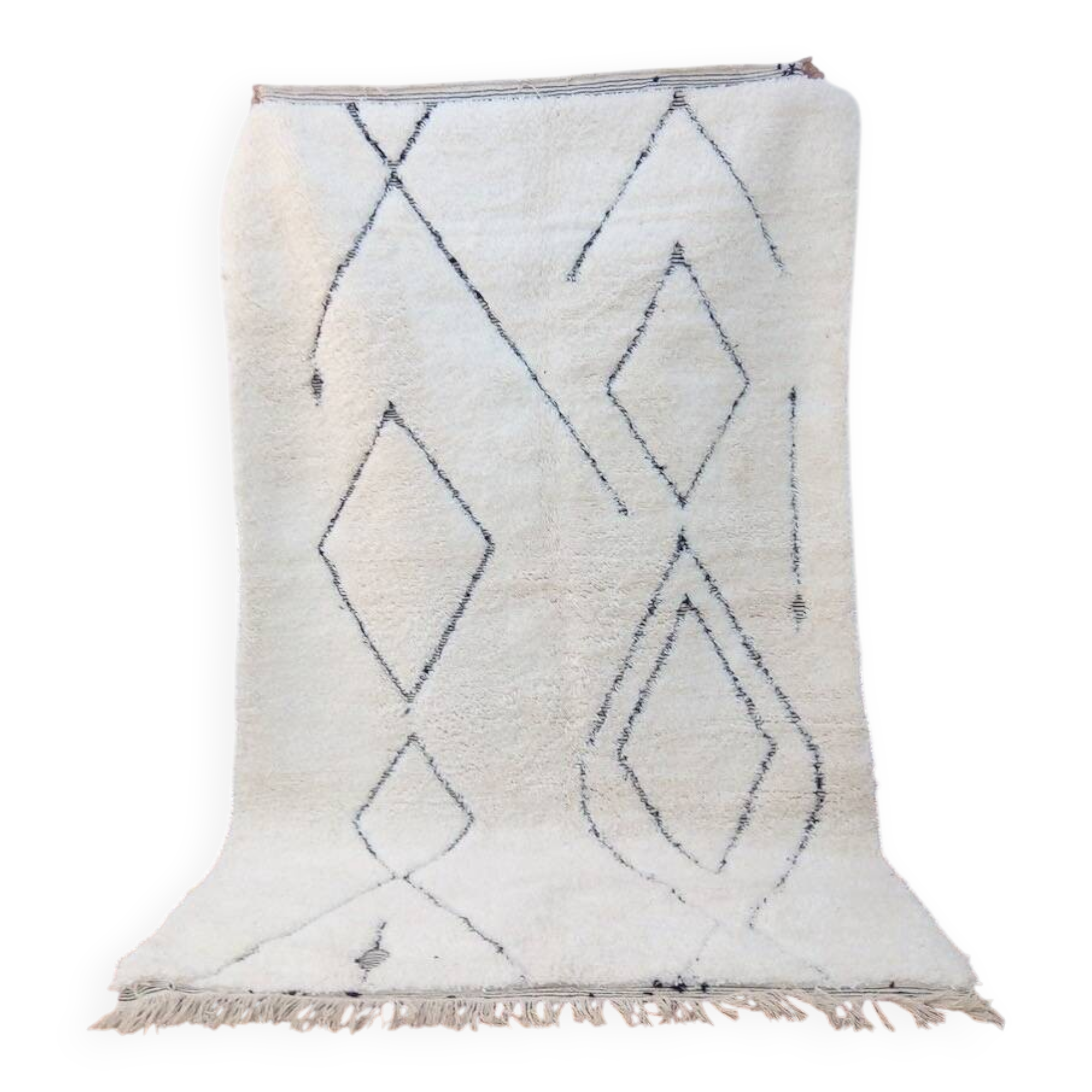 Handcrafted white Beni Ouraine rug, size 160 x 250 cm