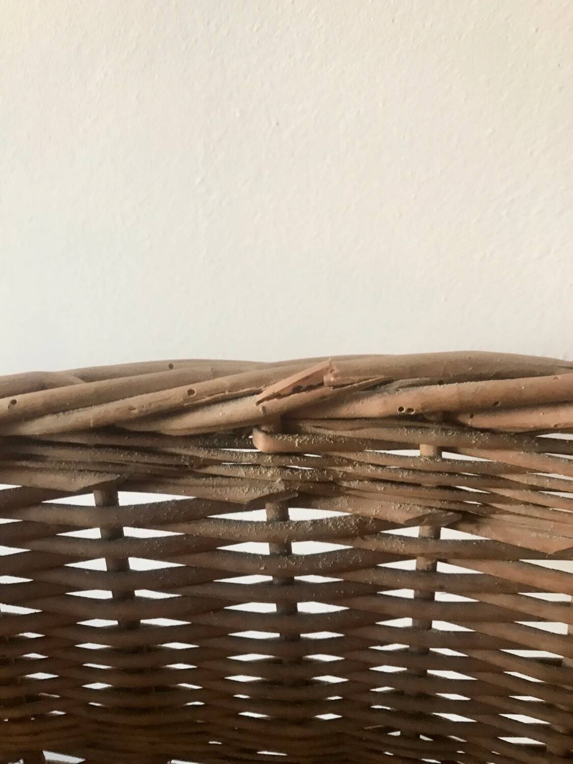 XL wicker laundry basket
