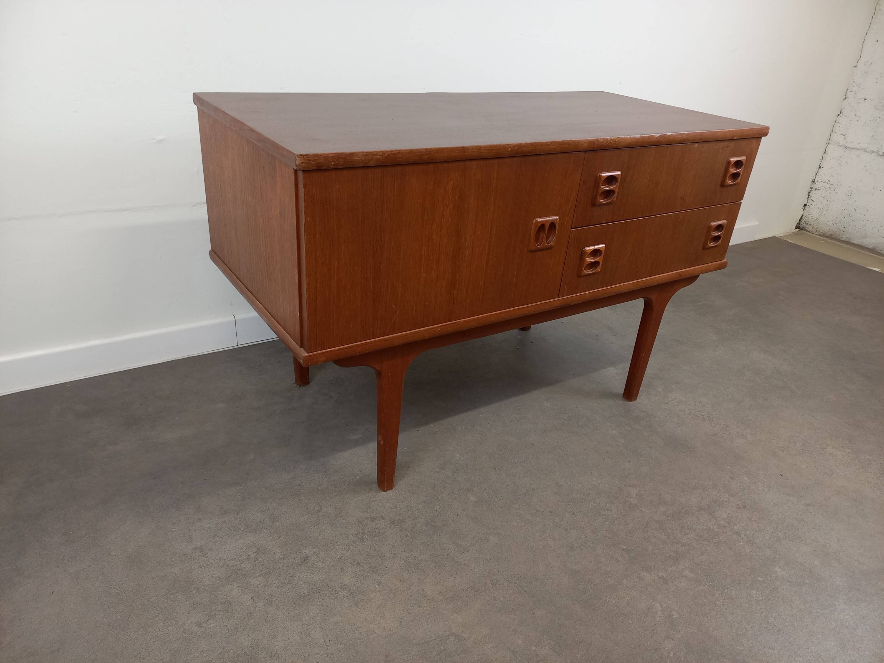Commode scandinave
