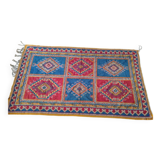 Tapis authentique Berbere à motifs