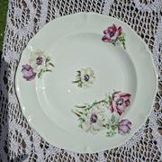 Service of 75 pieces Limoges Unic Paris Former Royal Factory