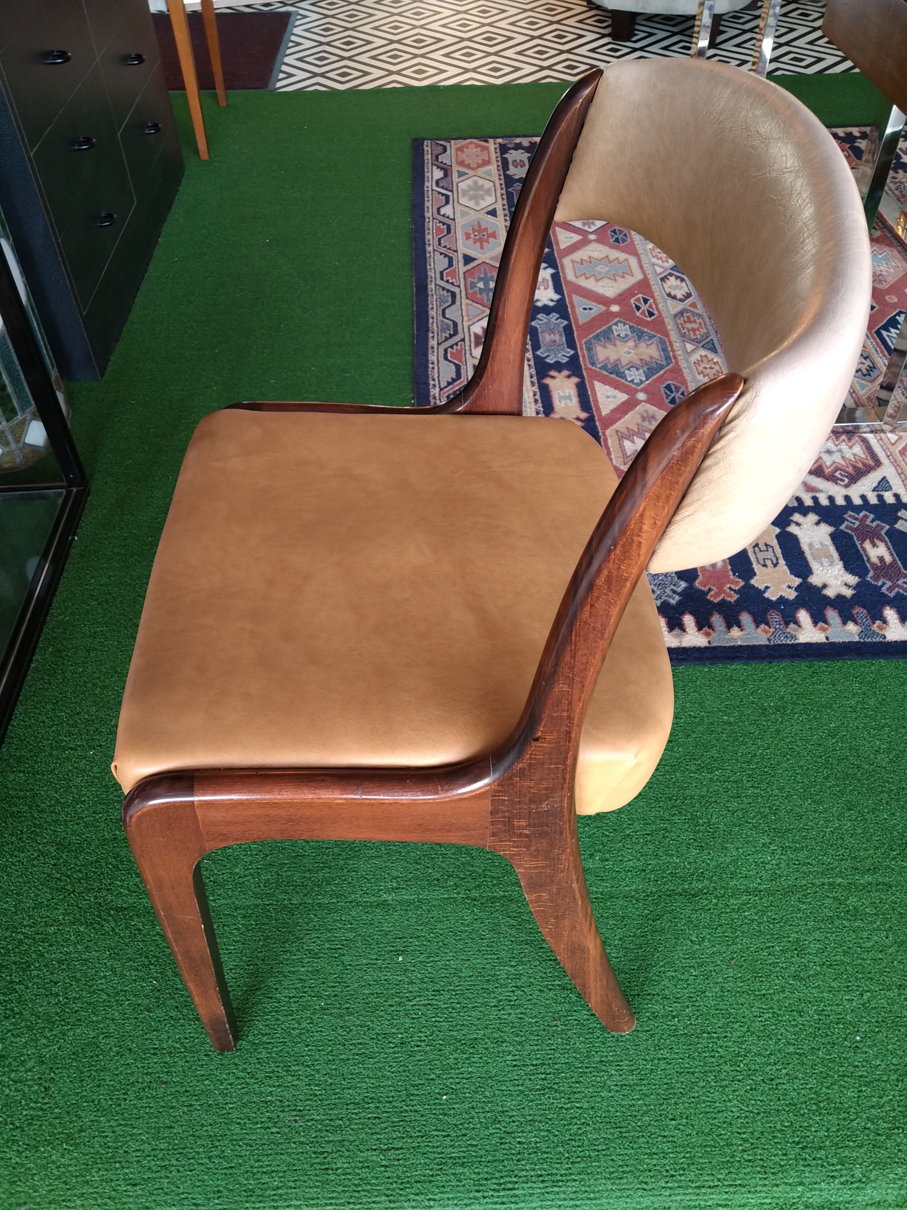 Lot de six chaises teck années 60