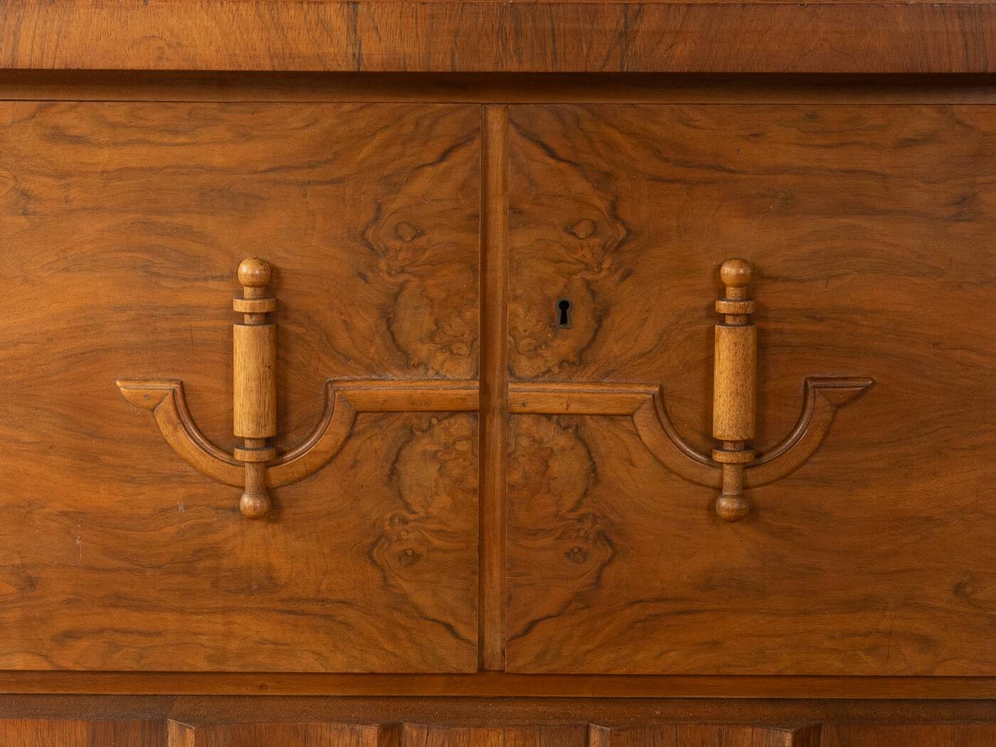 Wonderful two-piece Art Deco display cabinet from the 1920s