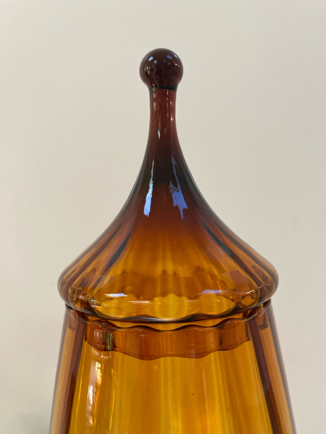 Large XL candy jar Empoli Italy in amber blown glass - 1960s