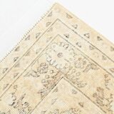 Tapis Anatolien Vintage Fait Main en Laine, Tons Vert Pâle, Beige, Ivoire