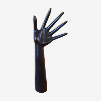 Main sculptée  en bois noirci, années 70
