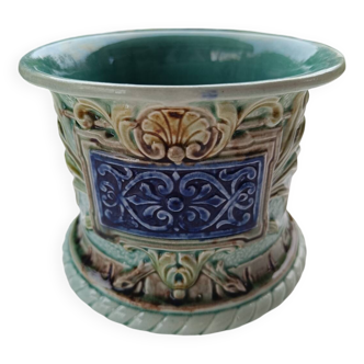 Slip pot cover