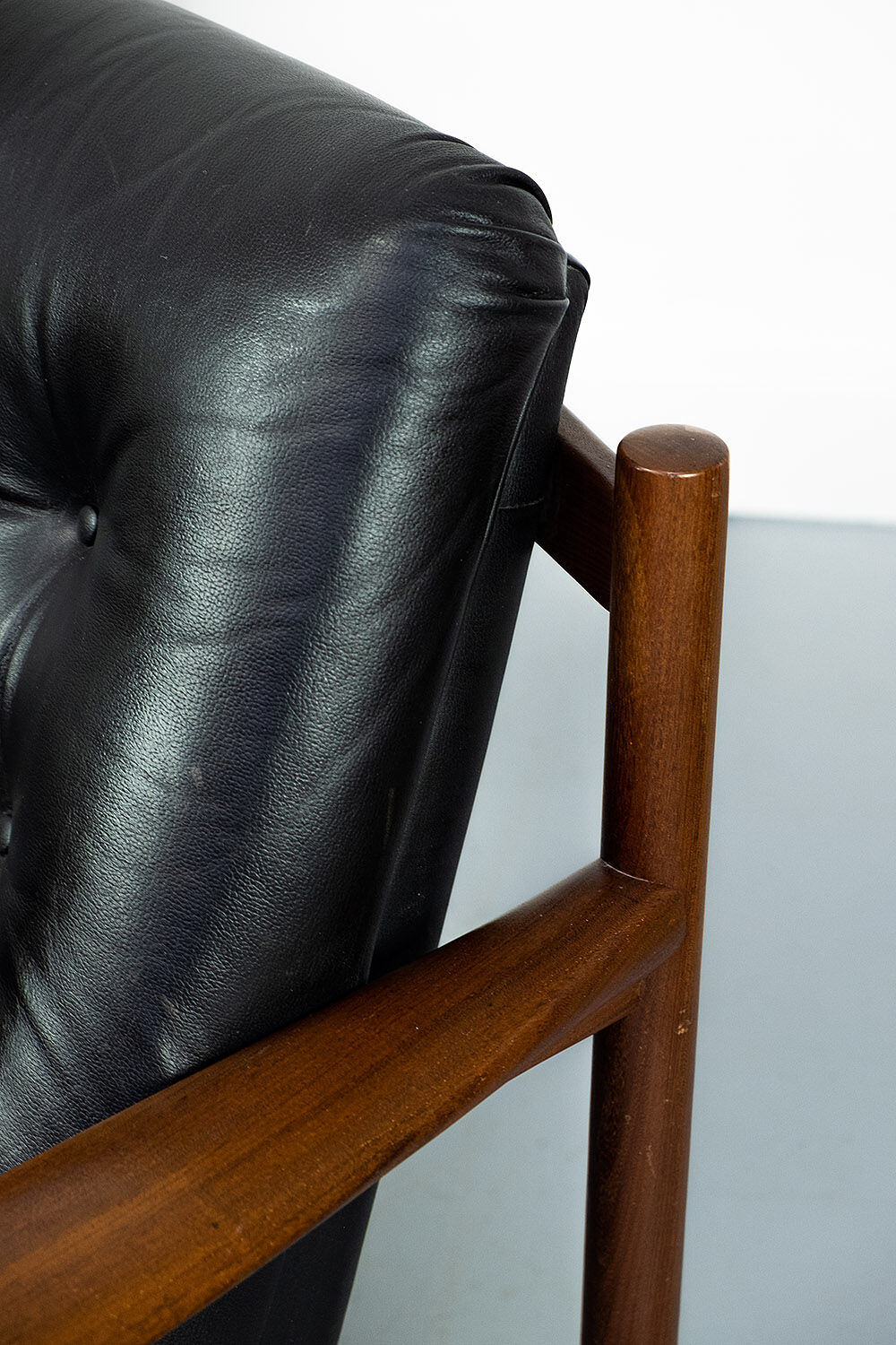 Midcentury leather lounge sofa 1960s