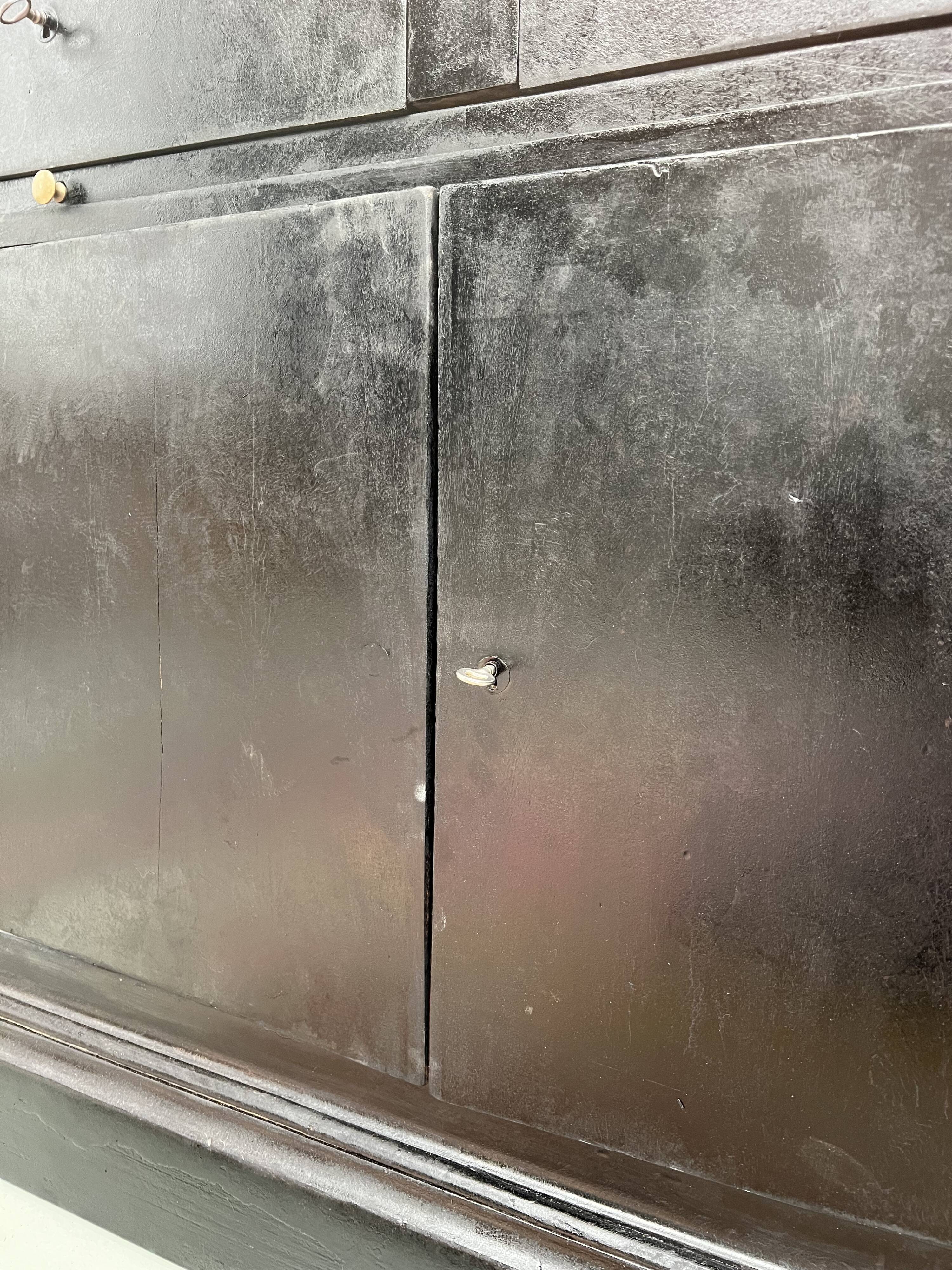 Sideboard - showcase 2 old body in blackened wood