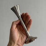 Chic and refined antique metal soliflore