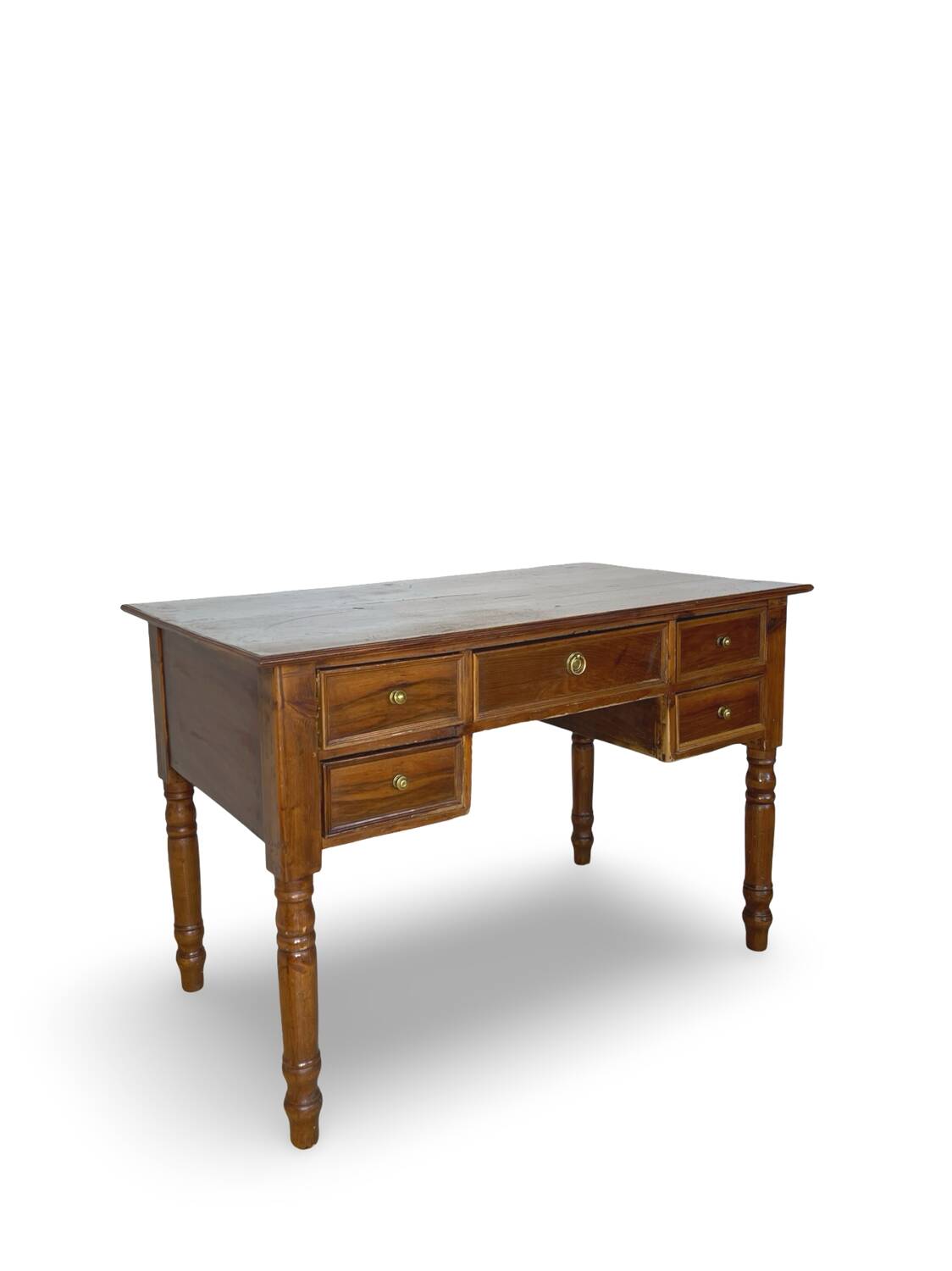 Italian pine wood centre writing desk from the 1960s, a reproduction o