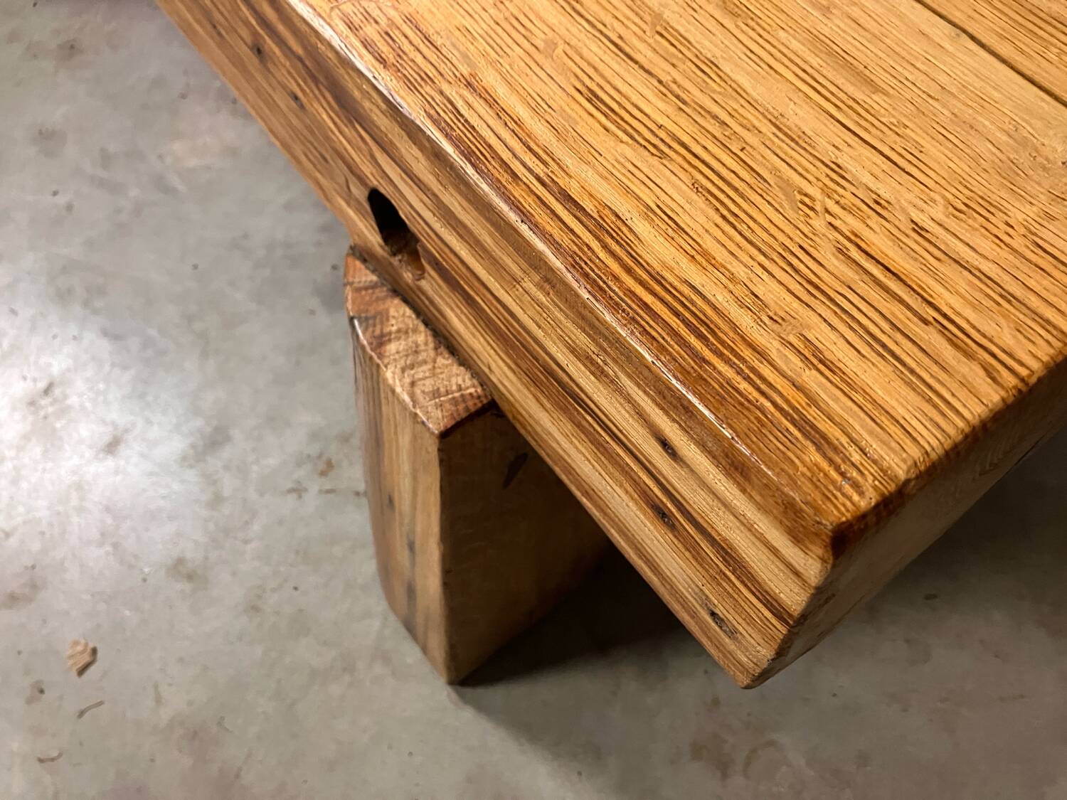 Brutalistisch Japandi Wabi Sabi coffeetable