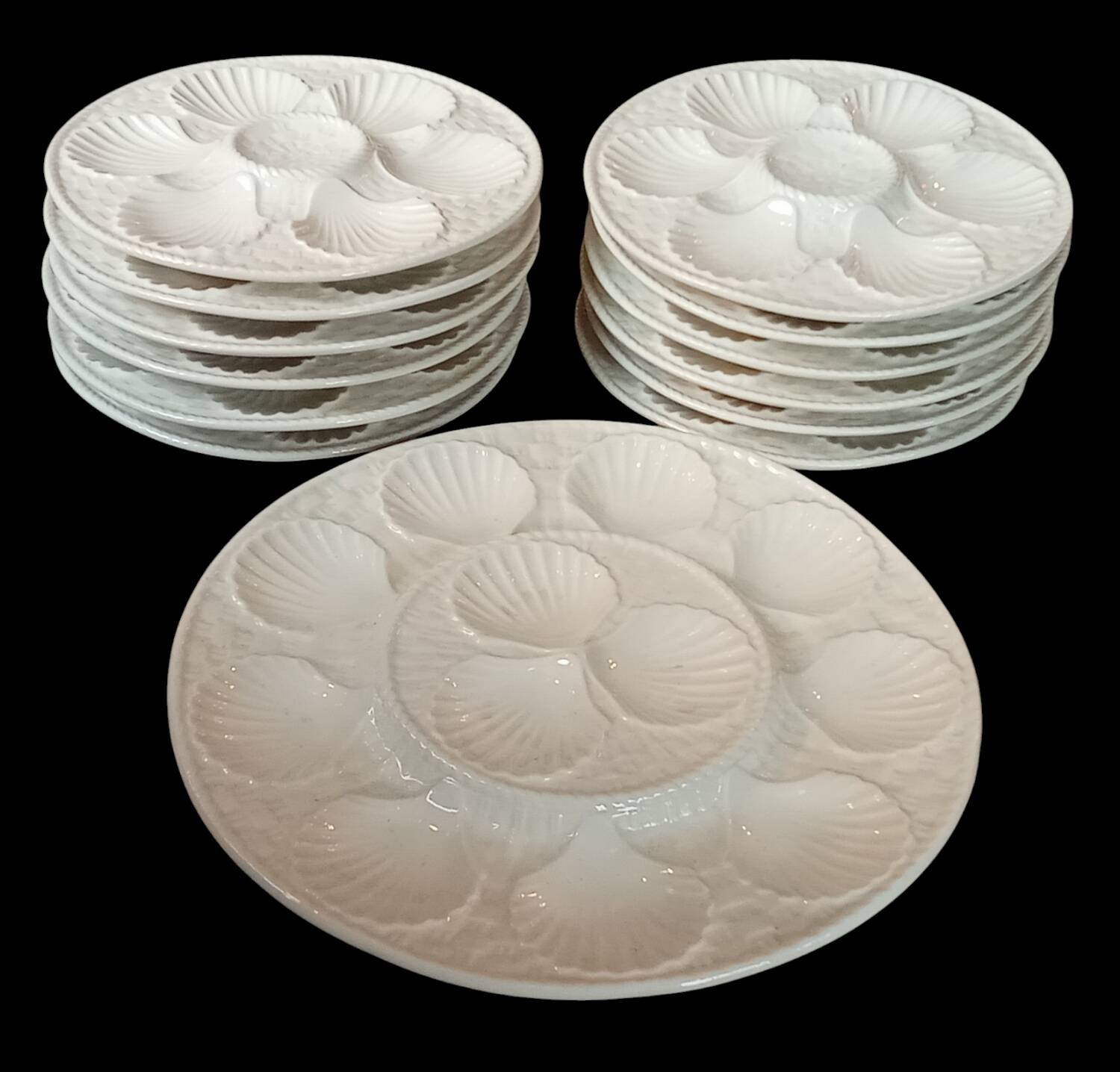 Service 12 plates. + Oyster barbotine shellfish dish