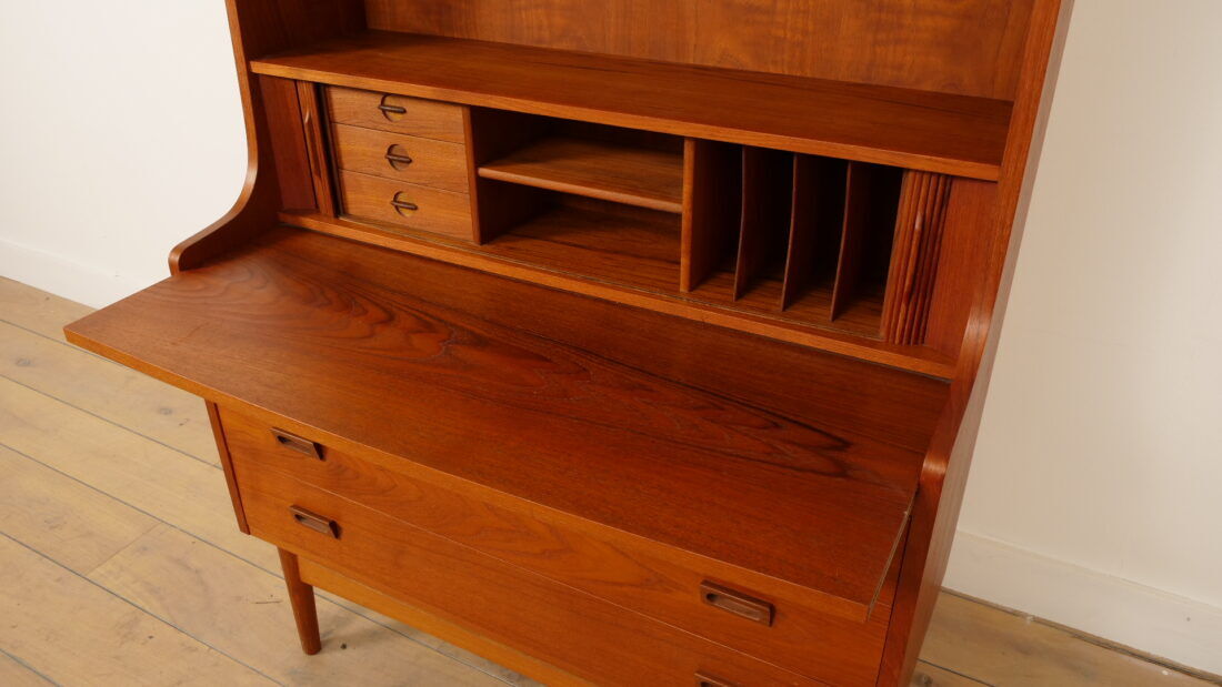 Vintage bookcase | Secretary | Teak | Johannes Sorth