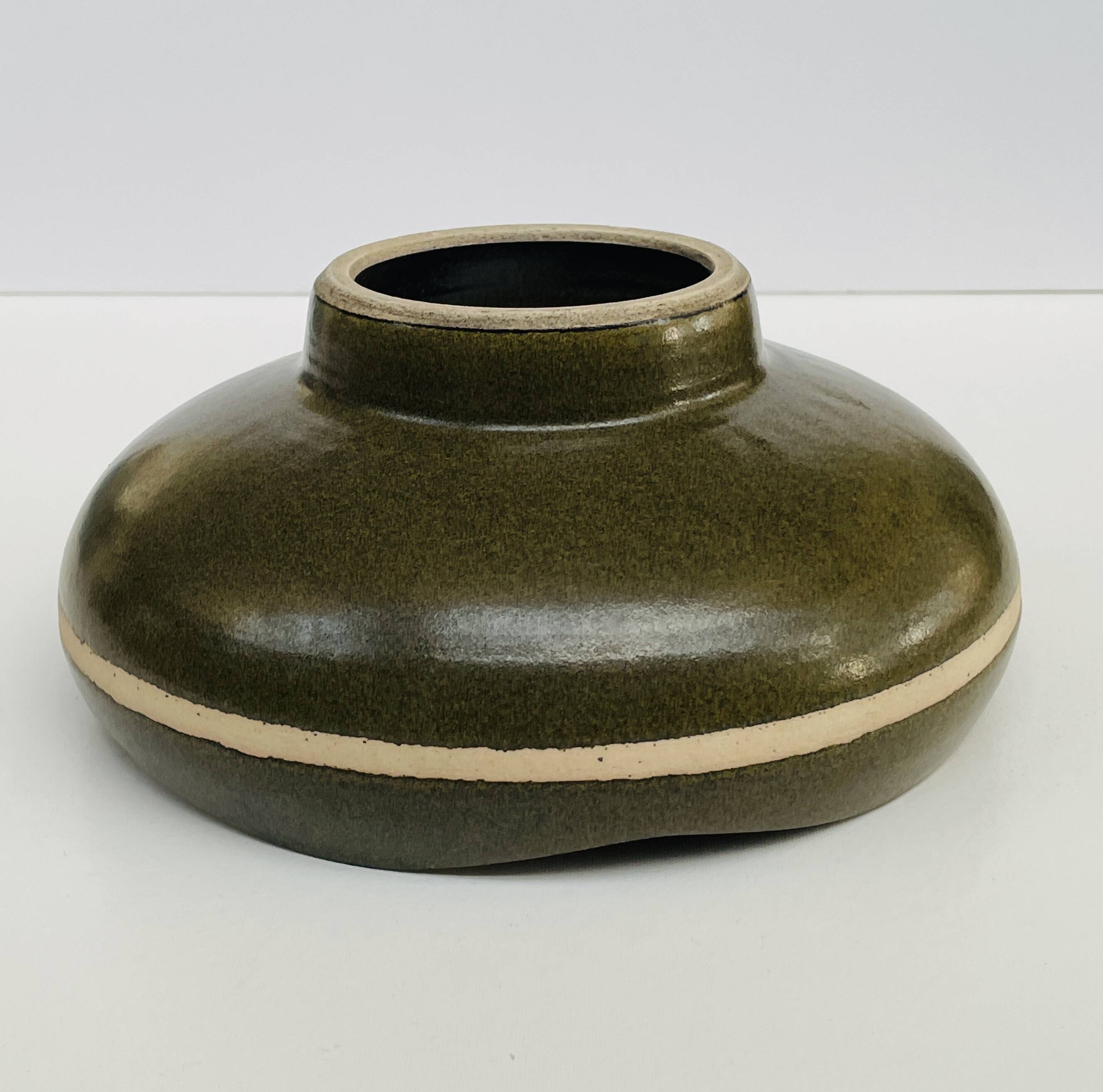 Vintage stoneware salad bowl – organic centrepiece – 1970s