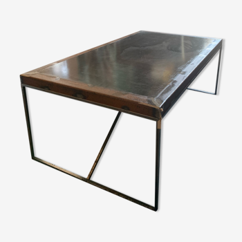 Metal coffee table