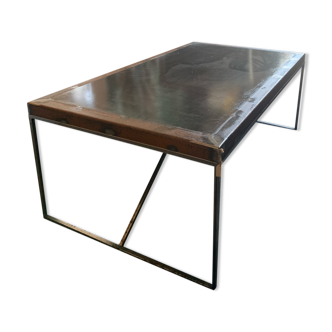 Metal coffee table