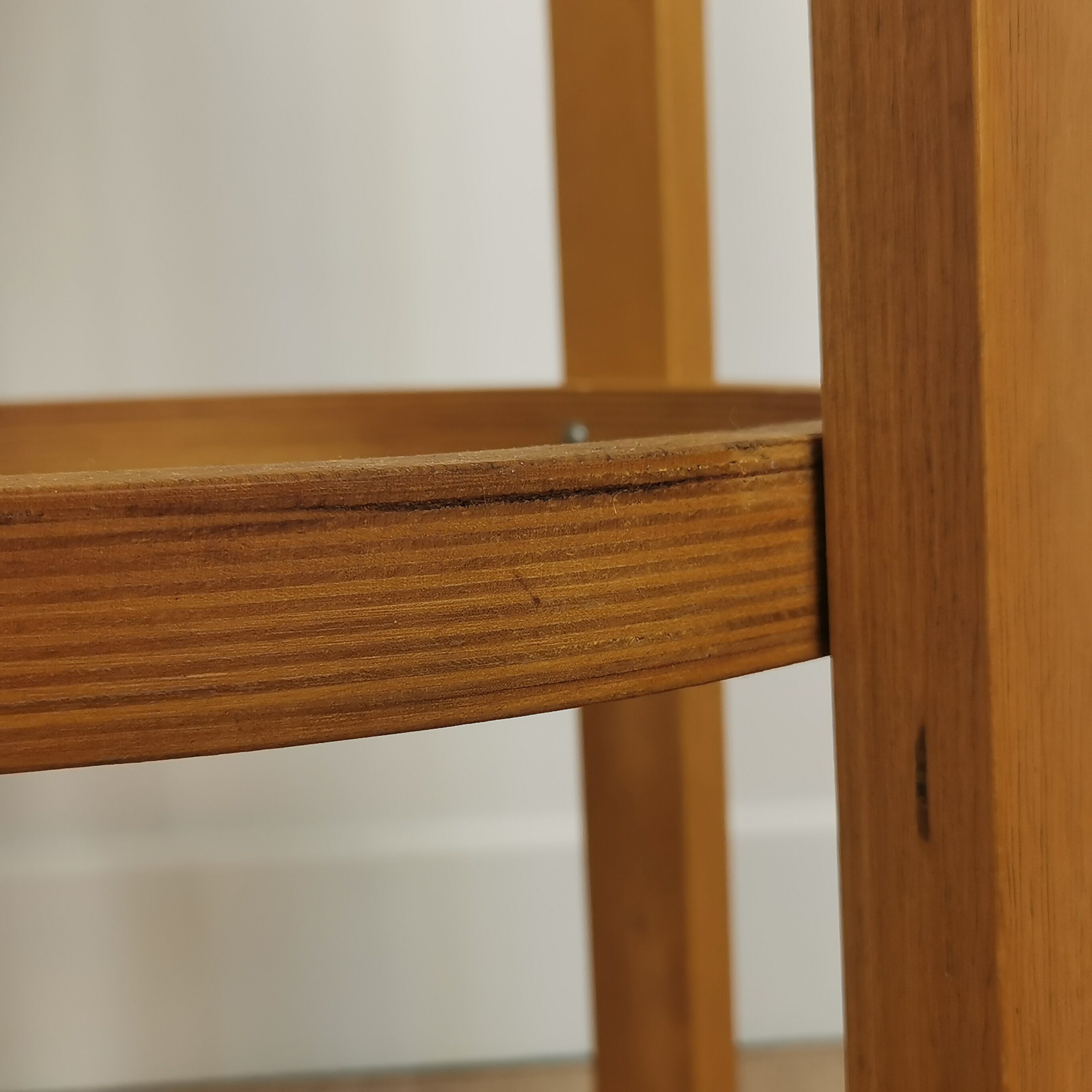 Laminated wooden stools