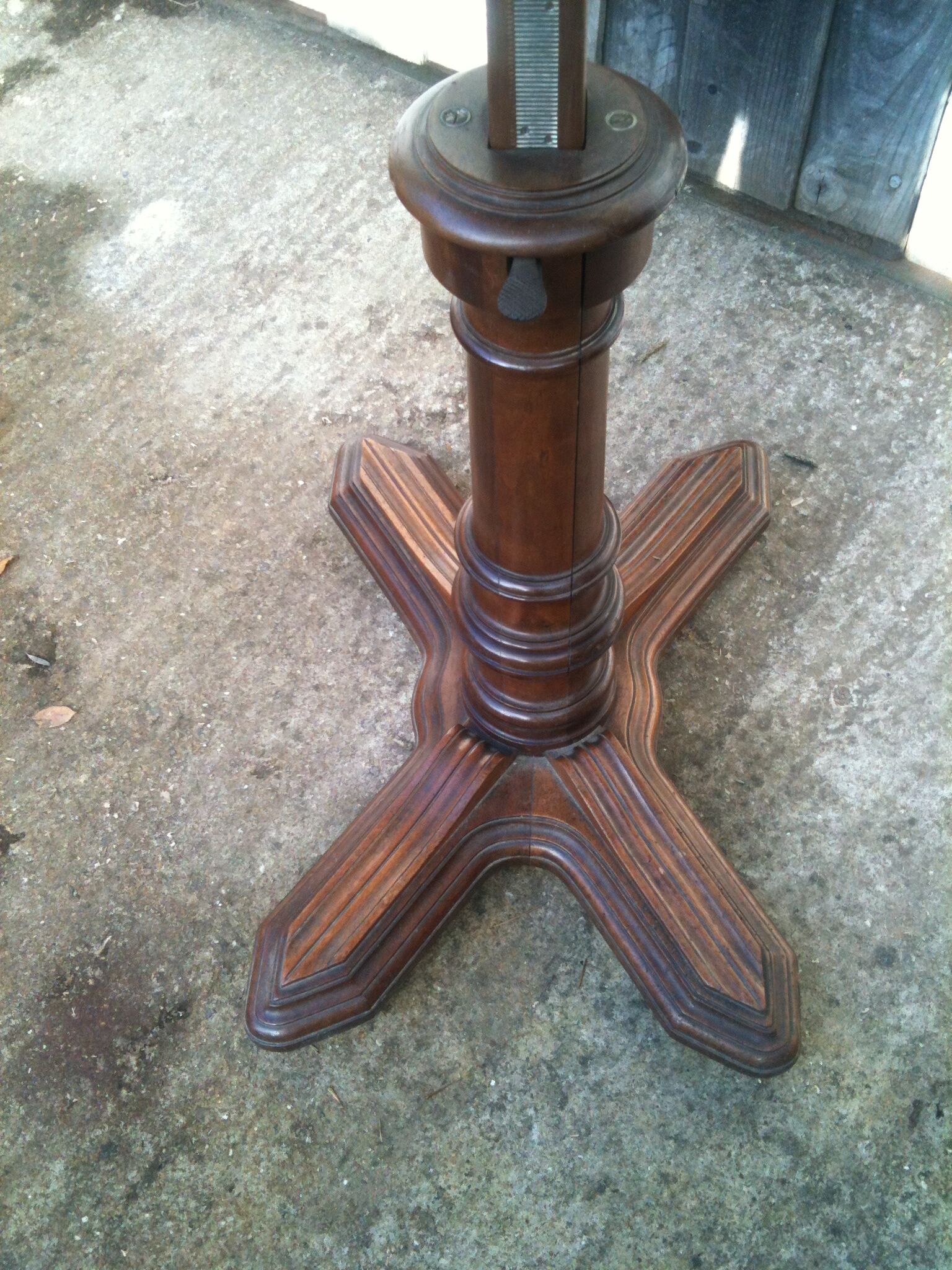 Table pupitre articulé