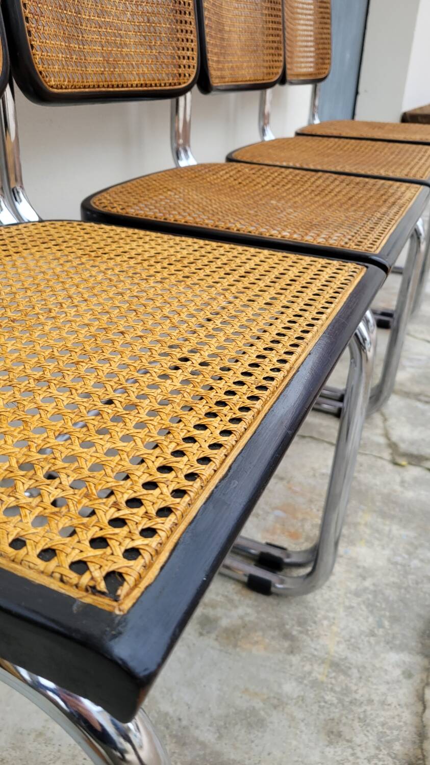 Set of 4 Marcel Breuer cesca black b32 chairs