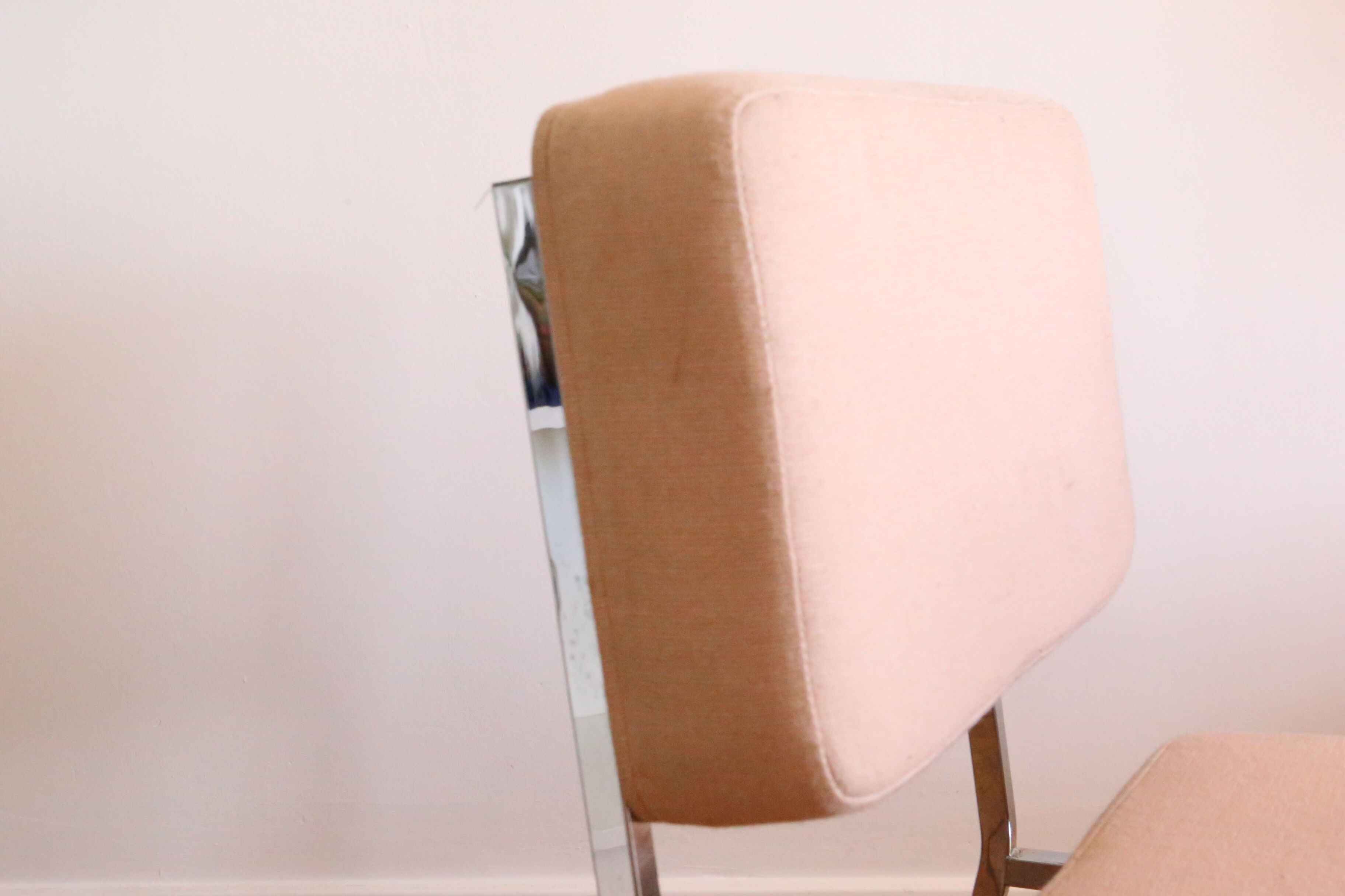 Fauteuil en chrome et tissus vintage design