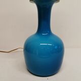 Lampe en verre bleu avec plateau en laiton
