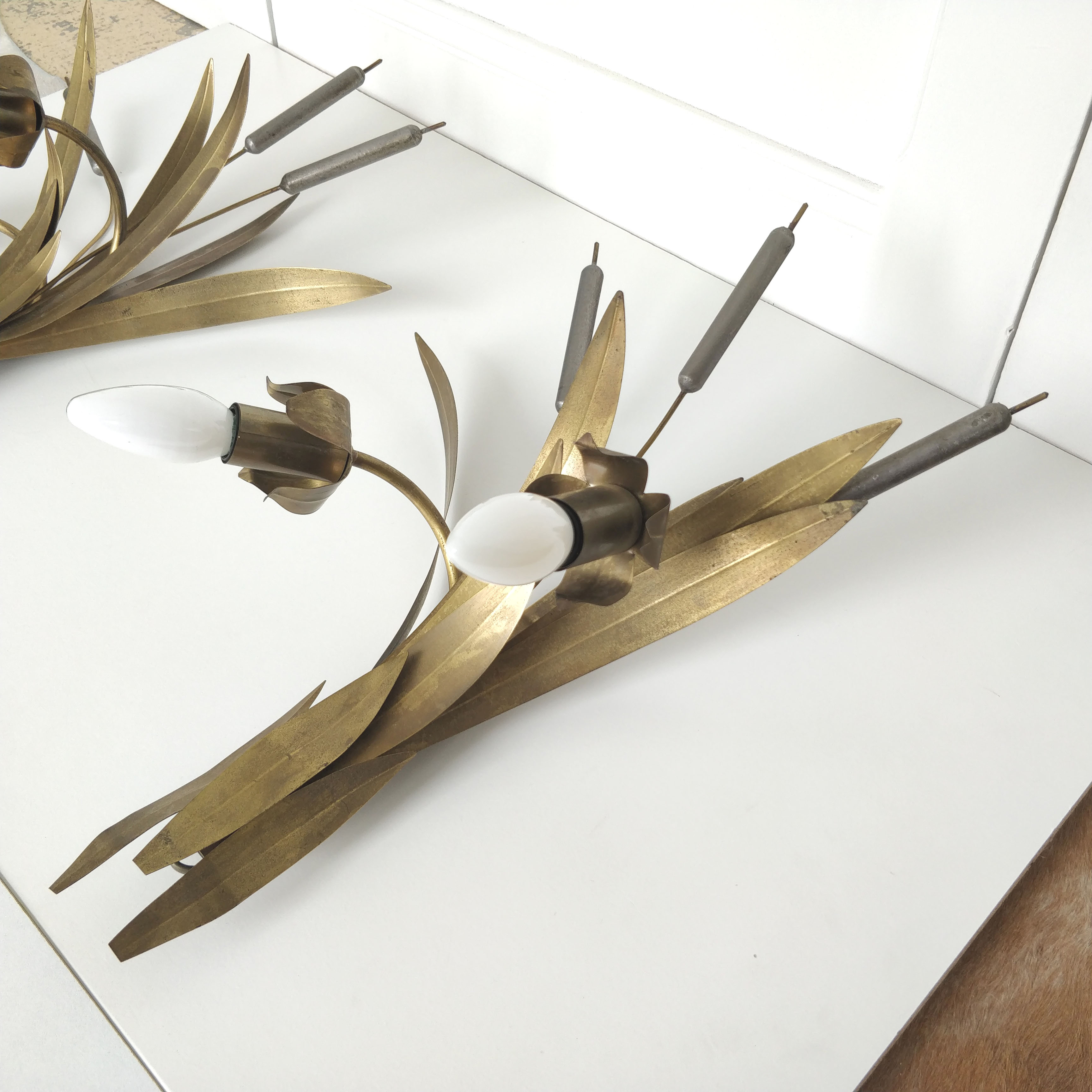 Pair reed and brass leaves sconces