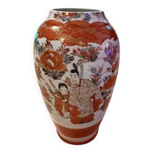 Vase en porcelaine Kutani