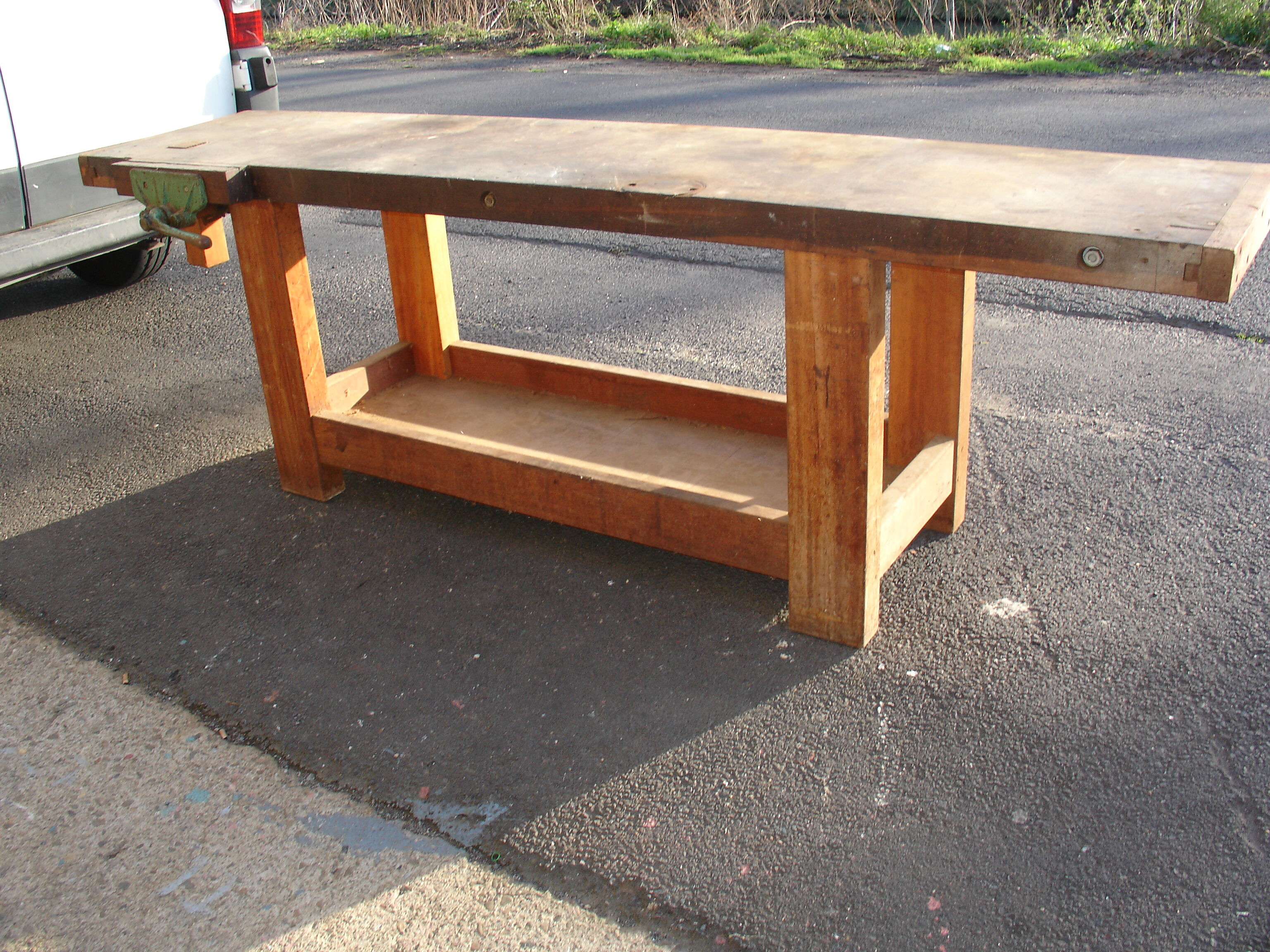 Set of cabinetmaker mahogany with his quick press