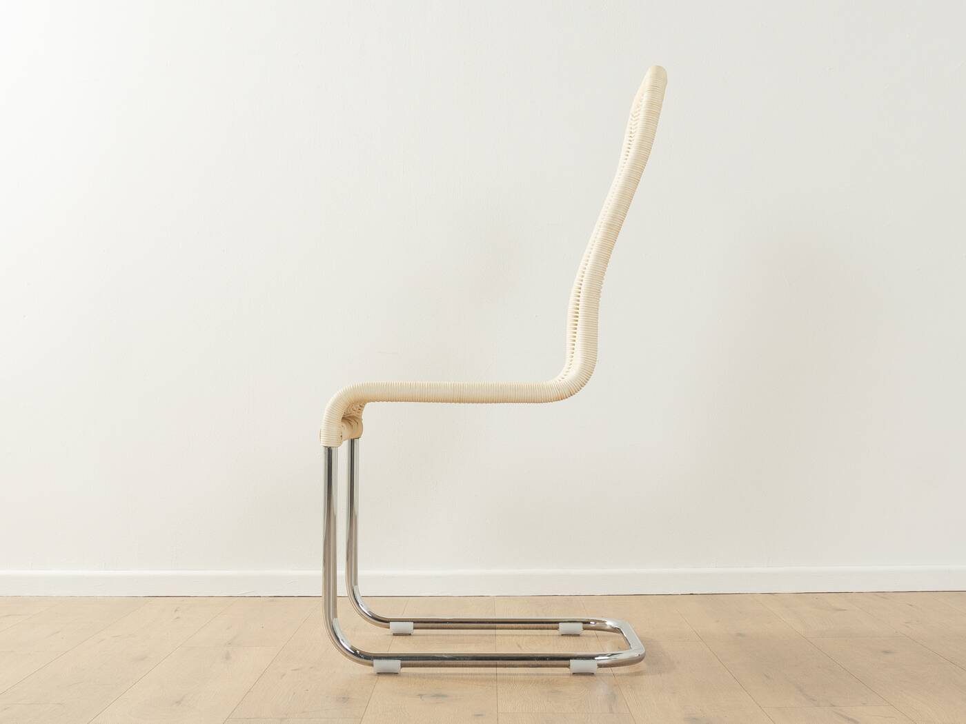 2x B25 Cantilever Chairs Tecta